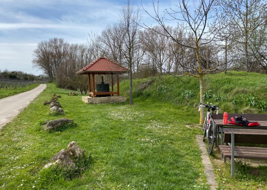 Rastplatz an der Weinkelter &copy; Katja Zentel
