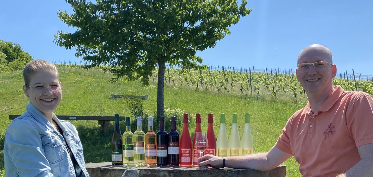 &copy; Weingut Adam