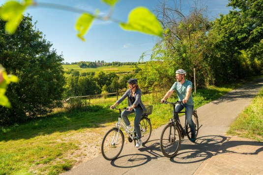 Auf dem Selztalradweg bei Ingelheim, &copy; &copy; Dominik Ketz