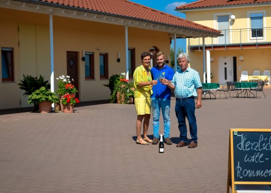 Weingut Menk &copy; Weingut Menk