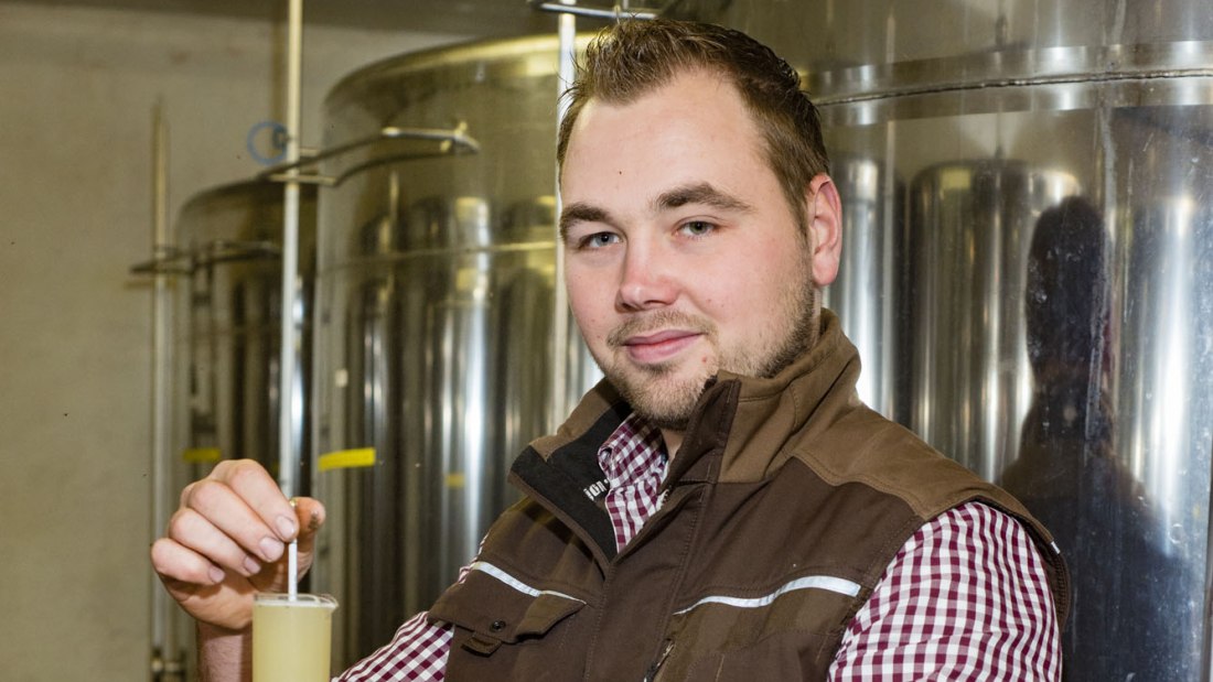 Weingut_Hartmann_Jonas_Otte_1-100