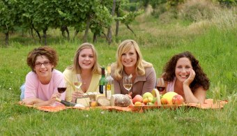 Wine Majesties 2004