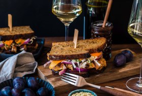 Spie&szlig;braten Sandwiches &copy; Foodistas