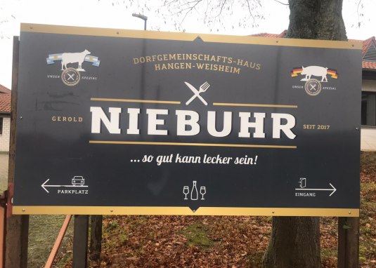 Niebuhr &copy; Dorfgemeinschaftshaus Hangen-Weisheim