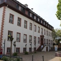 Leininger Schloss ganz