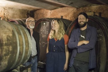 &copy; Weingut Sch&ouml;nhals