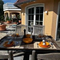 Sonnenterrasse am Weinchalet