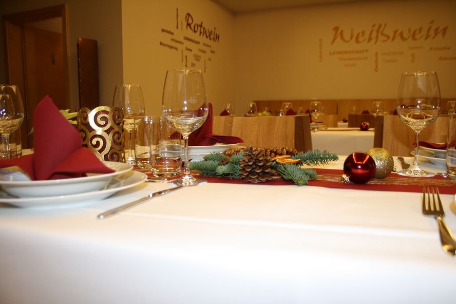 Table_Advent, &copy; Weingut Bischmann