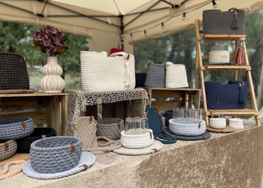 K&uuml;nstlermarkt beim Hafenfest &copy; IkUM GmbH_Christina Enk