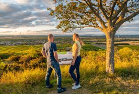 Infotafel auf dem Kulturweg Petersberg &copy; Dominik Ketz