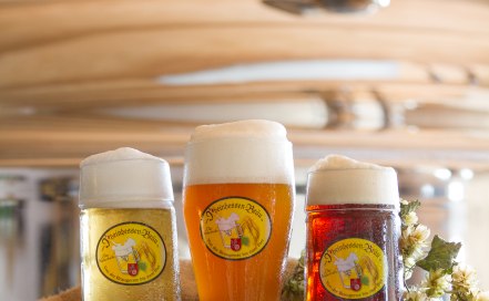 Rheinhessen-Bräu Kern-Sortiment: Hell-Dunkel-Weizen (c) Rheinhessen-Bräu, © (c) Rheinhessen-Bräu