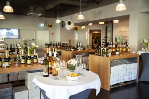 Vinothek & Weinladen Kaisergarten, &copy; Ullrich Knapp