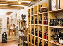 Vinothek Weingut Merl