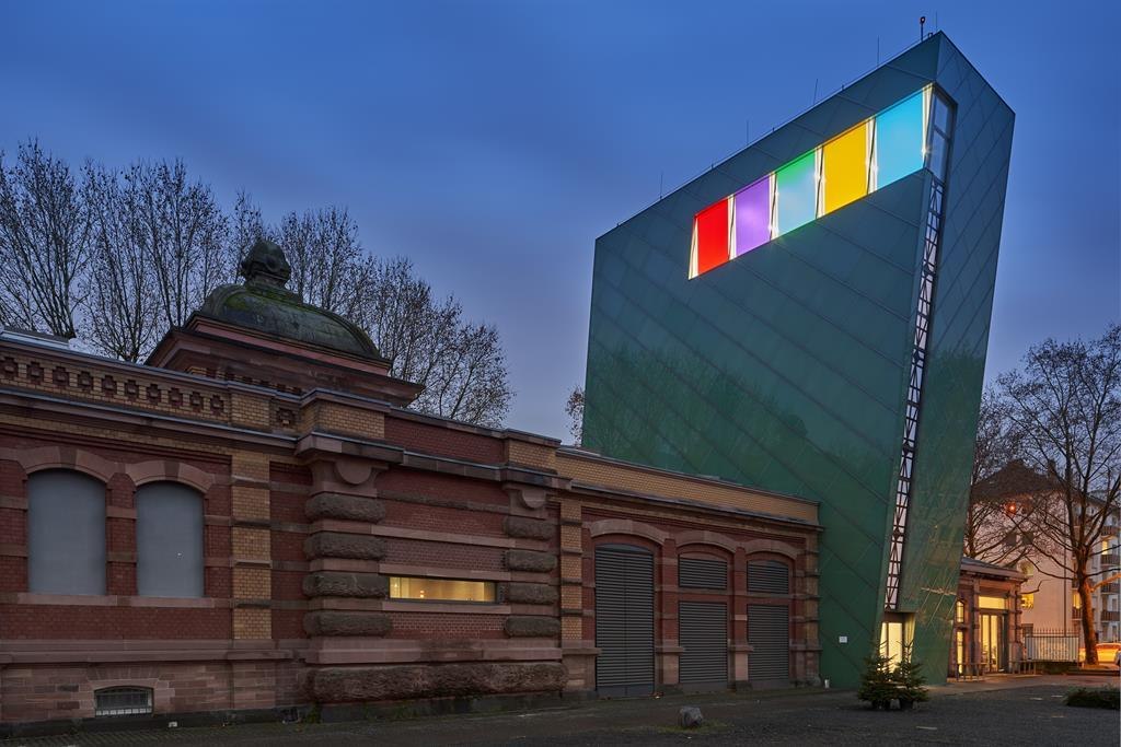 Kunsthalle, © DB_VG Bild-Kunst_Bonn 2017_Norbert Miguletz