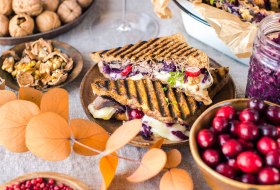 Pulled Duck Sandwich &copy; Foodistas