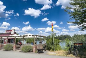 Radlerrast am Rheinradweg, Rhoischnook
