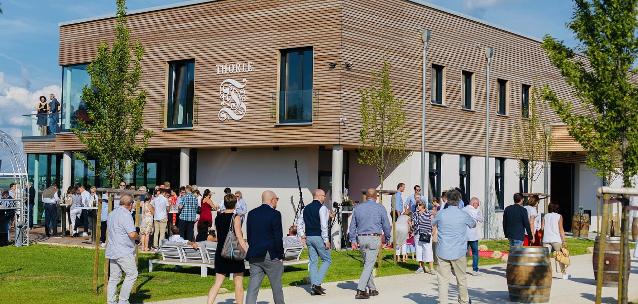 grand_opening, &copy; Weingut Th&ouml;rle
