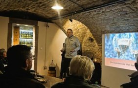 Vom Champagner zum Sekt 1 © Uwe Riedner