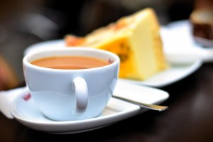 Kaffee und Kuchen, &copy; congerdesign auf Pixabay