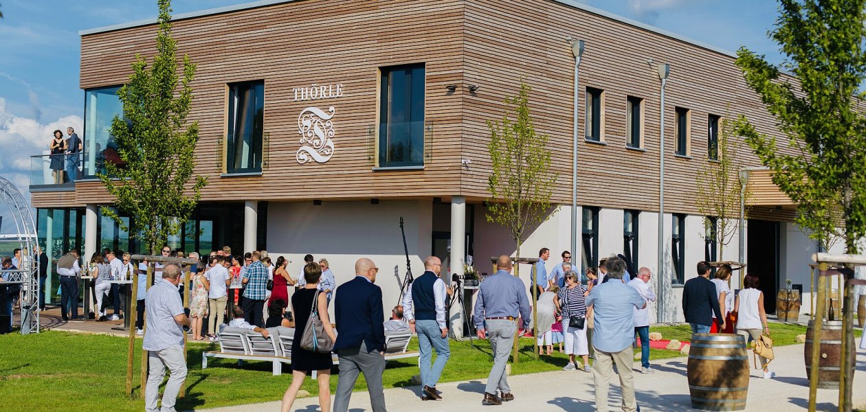 grand_opening, &copy; Weingut Th&ouml;rle