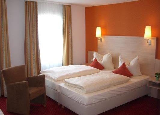 Doppelbett &copy; Allesch