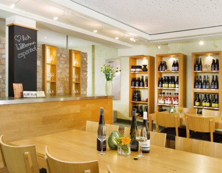 Vinothek Weingut Espenhof, © Carsten Costard