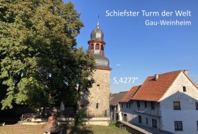 SCHIEFSTER TURM DER WELT - TOUR &copy; Angelika Friedrich