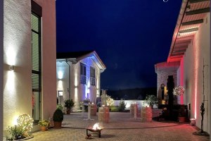Weingut Schweikardt, &copy; Weingut Schweikardt