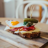 Caf&eacute; hanni's 4 &copy; Hannah Hippler