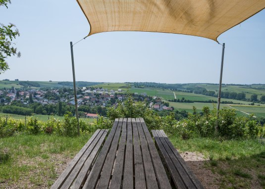 Tisch des Weins &copy; Verbandsgemeinde Fau-Algesheim