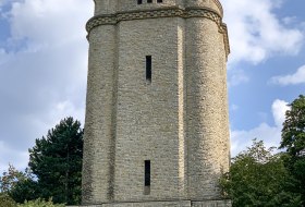 Bismarcktum am Startpunkt der Hiwweltour