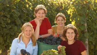 Wine Majesties 2002