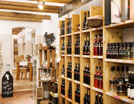 Vinothek &amp; Hofladen Weingut Merl, &copy; Carsten Costard
