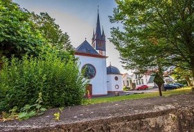 St. Philippus und Jakobus Kirche &copy; Stadt Ingelheim/ml