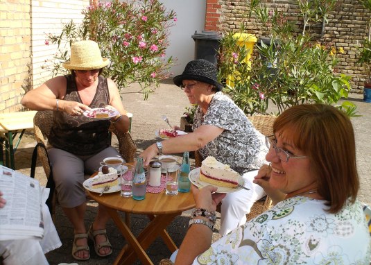 Genie&szlig;en im Hof