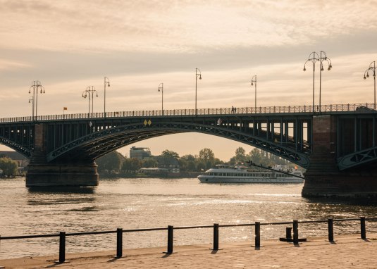 Theodor-Heuss-Br&uuml;cke &copy; mainzplus CITYMARKETING GmbH
