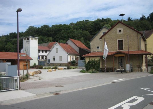 Dorfplatz Tiefenthal &copy; Daniel Schmidt