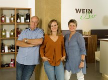 Weinlounge Weingut M&uuml;ller - Familie M&uuml;ller &copy; Carsten Costard