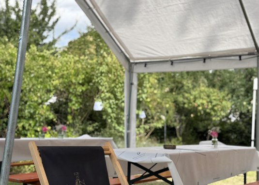 Rund um die Villa &copy; Julia Kerz