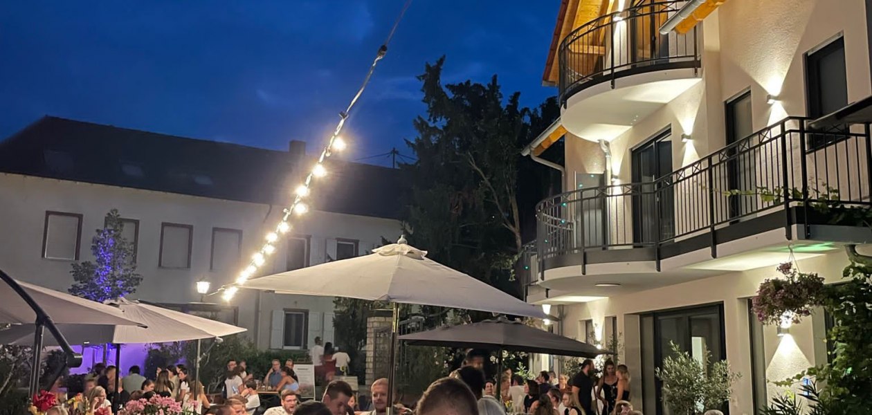 &copy; Weingut Lindenhof Kr&ouml;hler