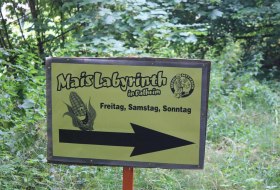 Hinweis zum Maislabyrinth Dahlheim © Rheinhessen-Touristik GmbH