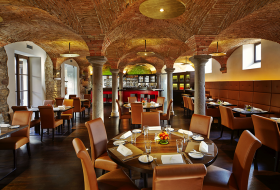 Restaurant Vis-&agrave;-Vis &copy; Restaurant Vis-&agrave;-Vis