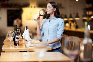 Weinseminar, &copy; IKUM/Freepik