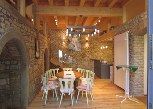 Innenraum Scheunencaf&eacute;