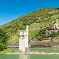 rht-2019-rheinradweg-022-park-am-maeuseturm-bingen © Dominik Ketz
