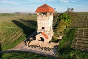 Juliusturm W&ouml;llstein 1 &copy; GR&Uuml;NGESTREIFT Landschaftsarchitekten, Inh. Till M&uuml;ller-Petschke; 