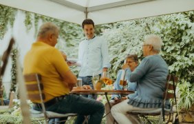 Strau&szlig;wirtschaft