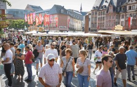 Mainzer Johannisnacht Marktplatz &copy; Landeshauptstadt Mainz_Sascha Kopp