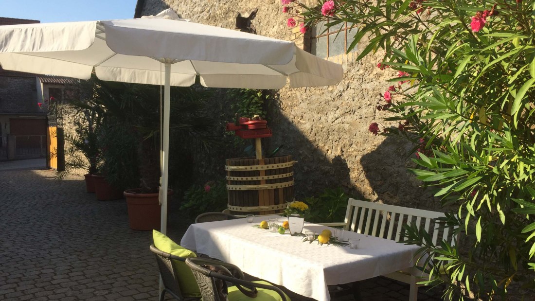 Weingut Tobias Hahn_Innenhof, © Weingut Tobias Hahn