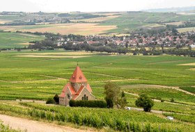 Rund um den Wi&szlig;berg Blick auf die Kreuzkapelle &copy; &copy; Tanja Espenschied